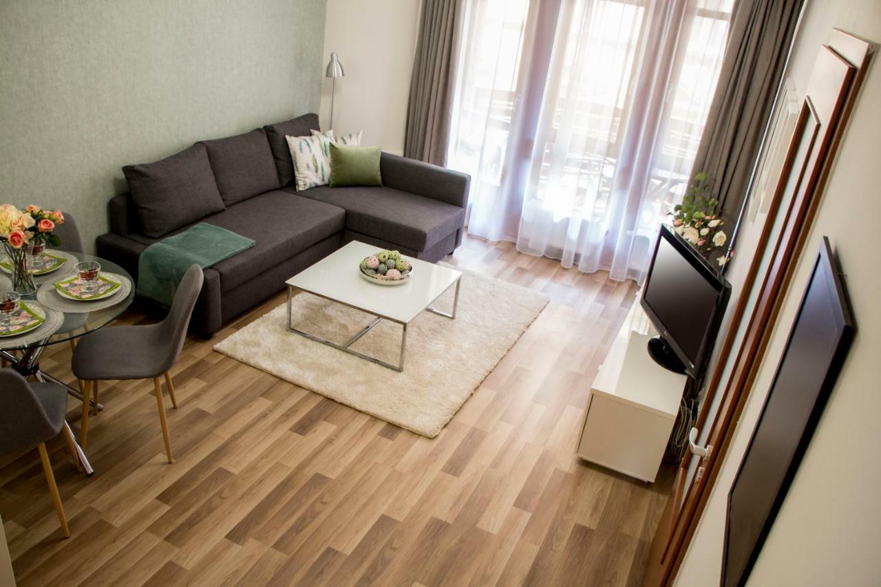 Don Quijote Apartment